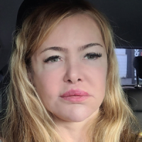 Gabriela Lauretii 300x 300 new2
